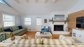 Smart TV, fireplace, video games, printers