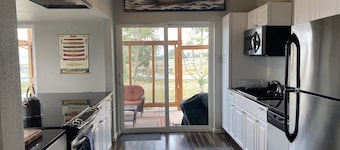 Lake house getaway on Georgetown Lake. <br>