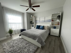 3 chambres, bureau, fer et planche à repasser, Wi-Fi gratuit