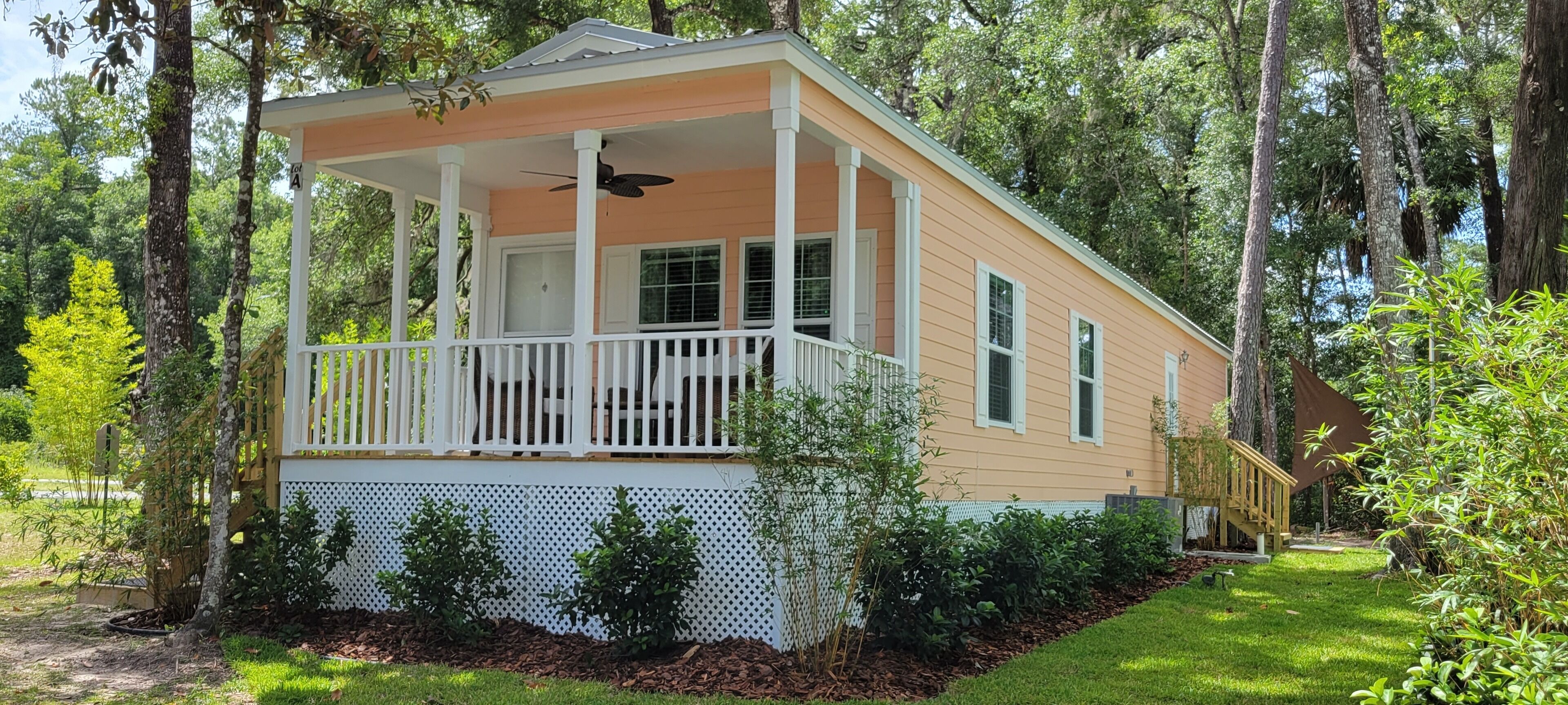 RAINBOW RIVER BUNGALOW - UNIT A - KP HOLE DEEDED ACCESS!