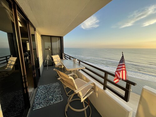 Oceanfront Condo, with Wrap Around Balcony & Ocean Views from every room