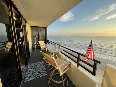 Oceanfront Condo, with Wrap Around Balcony & Ocean Views from every room
