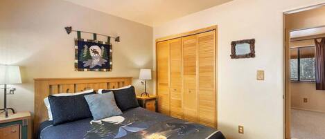 2 Schlafzimmer, Bügeleisen/Bügelbrett, WLAN, Bettwäsche