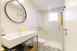 Hair dryer, towels, toilet paper