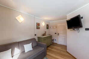TV, DVD player