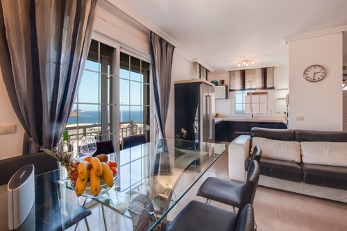 Casa Orquídea – Chalet avec Vue Mer, Piscine & Toit-Terrasse dans un Quartier Calme, Plage Pelada