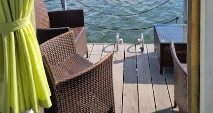 Raft 'Priepert 2' at the Mecklenburg Lake District with Covered Terrace