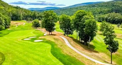 Efficient condo near slopes with kitchenette & great location