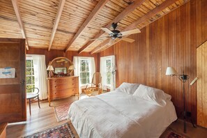 5 soverom, internettilgang og sengetøy