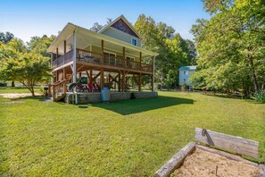 Exterior - Riverfront gem w/wraparound deck, horseshoes, firepit, hot tub, WiFi - 2 dogs OK (Whittier)