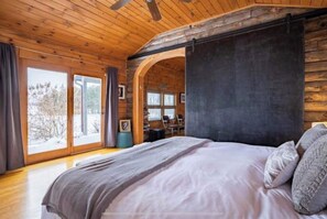 3 slaapkamers, een bureau, gratis wifi, beddengoed