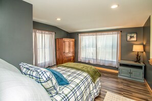 5 室のベッドルーム、アイロン / アイロン台、旅行用ベビーベッド、WiFi (無料)