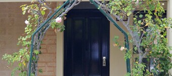 The Blush 2 - Style in the vines