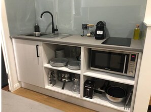 Fridge, microwave, coffee/tea maker, electric kettle