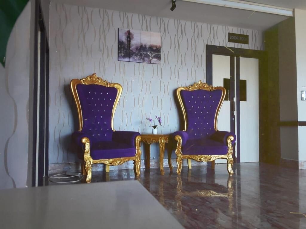 المنشأة من الداخل