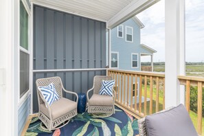 Property grounds - Waterfront Escape | Heated Pool | Sunset Views (Hilton Head Island)