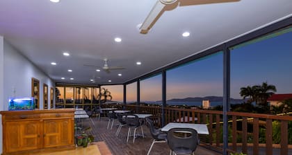 Island View Motel