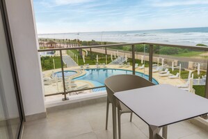 Premium bedding, minibar, in-room safe, soundproofing