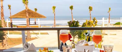 Evrópskur morgunverður daglega (50 MAD á mann)