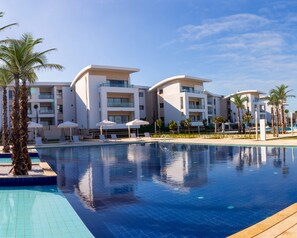 2 AuĂenpools