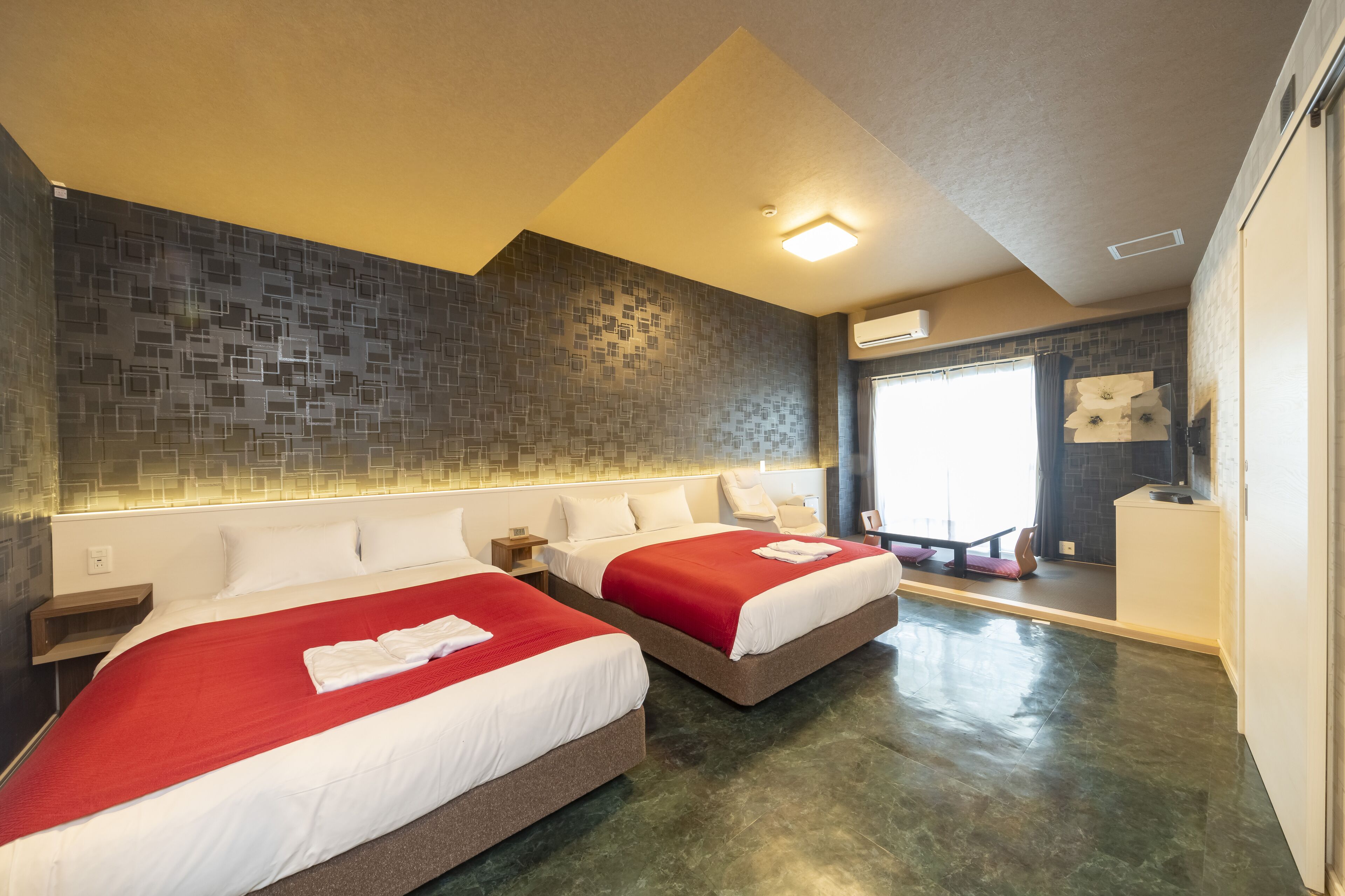 高級雙床房, 非吸煙房 | 羽絨被、房內夾萬、獨特設計、手提電腦工作空間