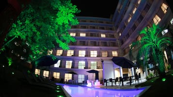 Piscine extérieure
