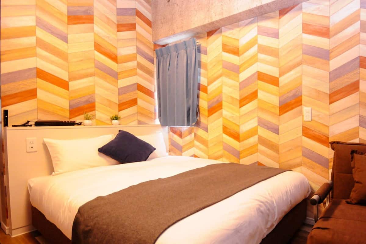 Habitación doble, no fumadores | Edredones de plumas, caja fuerte, espacio para trabajar con un portátil