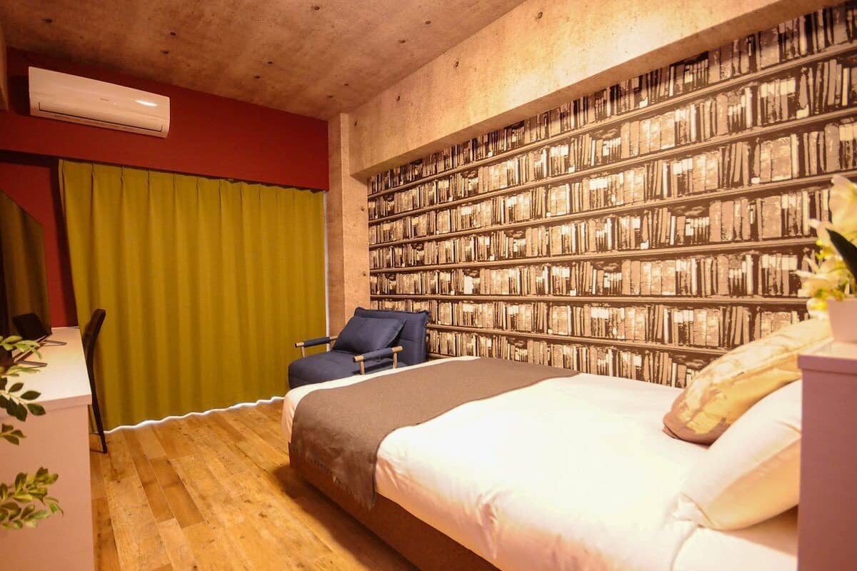 Habitación doble, no fumadores | Edredones de plumas, caja fuerte, espacio para trabajar con un portátil