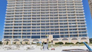 Condo, 2 Bedrooms | Exterior