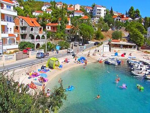 Beach nearby - Apartments Petar, (16478), Okrug Gornji, hr (Okrug Gornji)