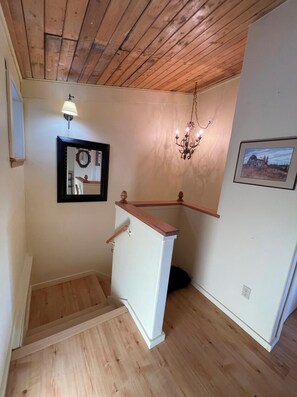 Interior - Homer, Alaska 4BR House-great views, dogs welcome, close to town (Homer)