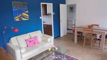 Televisie en een tafeltennistafel