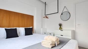 Luxury Apartment | 2 bedrooms, soundproofing, free WiFi, bed sheets