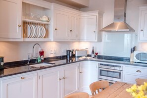 Private kitchen - Tower House, Aldeburgh (Aldeburgh)
