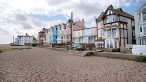 Exterior - Tower House, Aldeburgh (Aldeburgh)