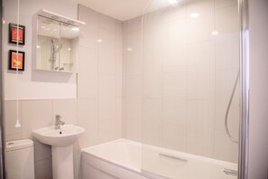Appartement (2 Bedrooms) | Salle de bain | Shampooing