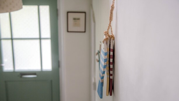 Unclassified image, 1 of 80, button - Manor Lodge, Walberswick (Reydon)