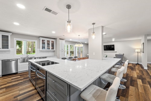 Pet Friendly | 5000 Sq Ft | 2 Living Rooms & 2 Kitchens | Optional Pool Heat | Firepit | Fenced Yard