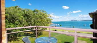 Collendina 15 19 Kurrawa Close water views and wifi