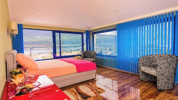 7 slaapkamers, een strijkplank/strijkijzer, reisbedje, gratis wifi