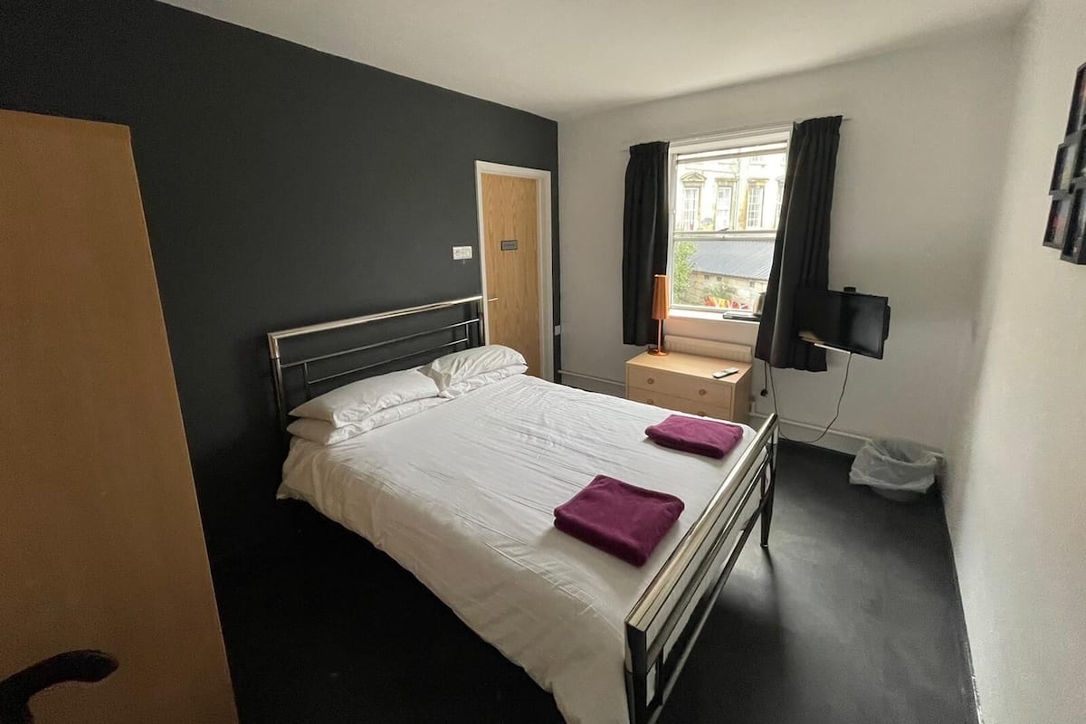 Standard Double Room | Hypo-allergenic bedding, bed sheets