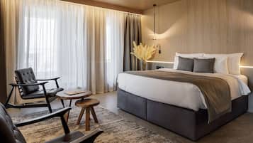 Signature Junior Suite | Roupas de cama antialérgicas, camas com colchões pillow-top, frigobar