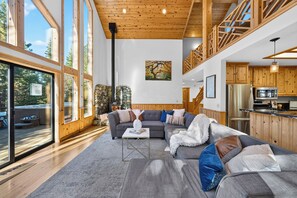 Smart TV, fireplace, offices