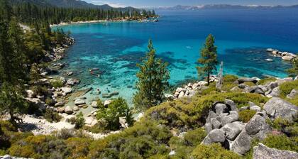 Hot Tub + BBQ Deck | Tahoe Donner Ski + Golf + Beach Club Access | Moosetrack