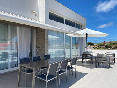 Wonderful modern, spacious and comfortable villa