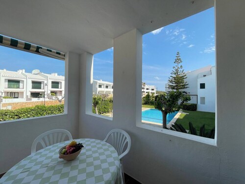 Amplio apartamento en zona tranquila cerca del mar