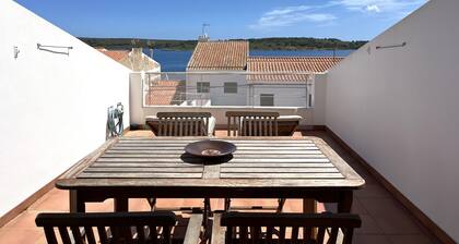 Dans un quartier trĂšs calme de la ville