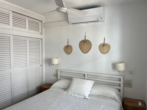 2 عدّة غرف نوم ومكواة/لوح كي وواي فاي مجانًا وملاءات أسرّة