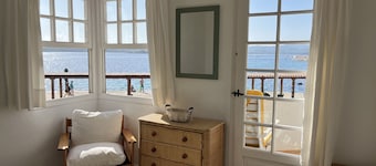 Very front line stunning sea views near the beach