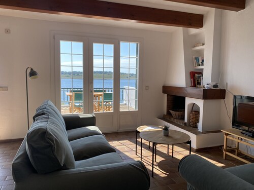 Pool and sea views in Fornells